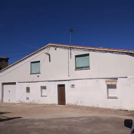 Holiday Calle Parroco 2 *